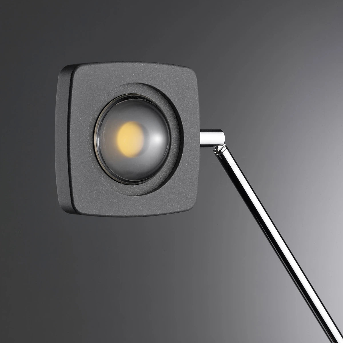 Oligo - Stehleuchte Kelveen-Stehleuchte-Oligo--TOJU Interior