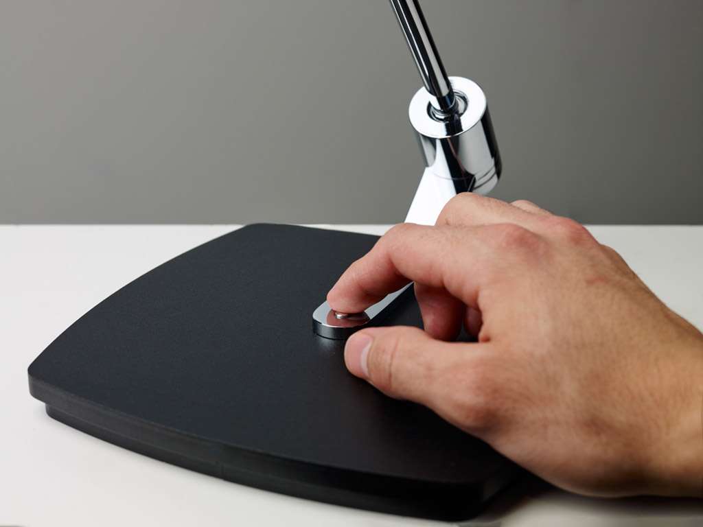 Oligo - Tischleuchte Kelveen-Tischleuchte-Oligo--TOJU Interior