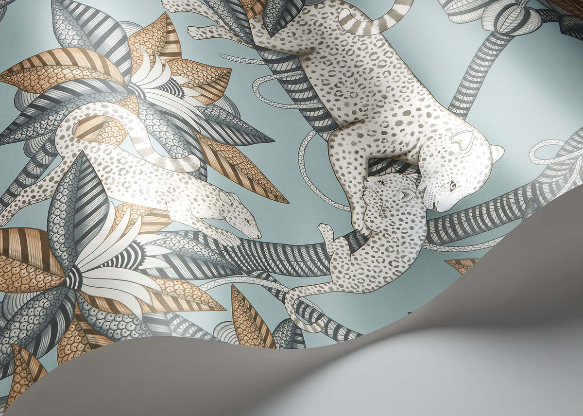 Cole & Son Satara Slate & White Mica on Print Room Blue 119/3012 – Detailansicht
