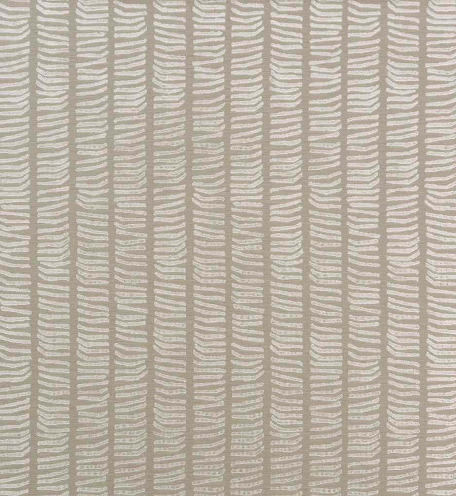 OSBORNE & LITTLE Stoff Kamet – CARABALLO – F8047-01 – TOJU Interior