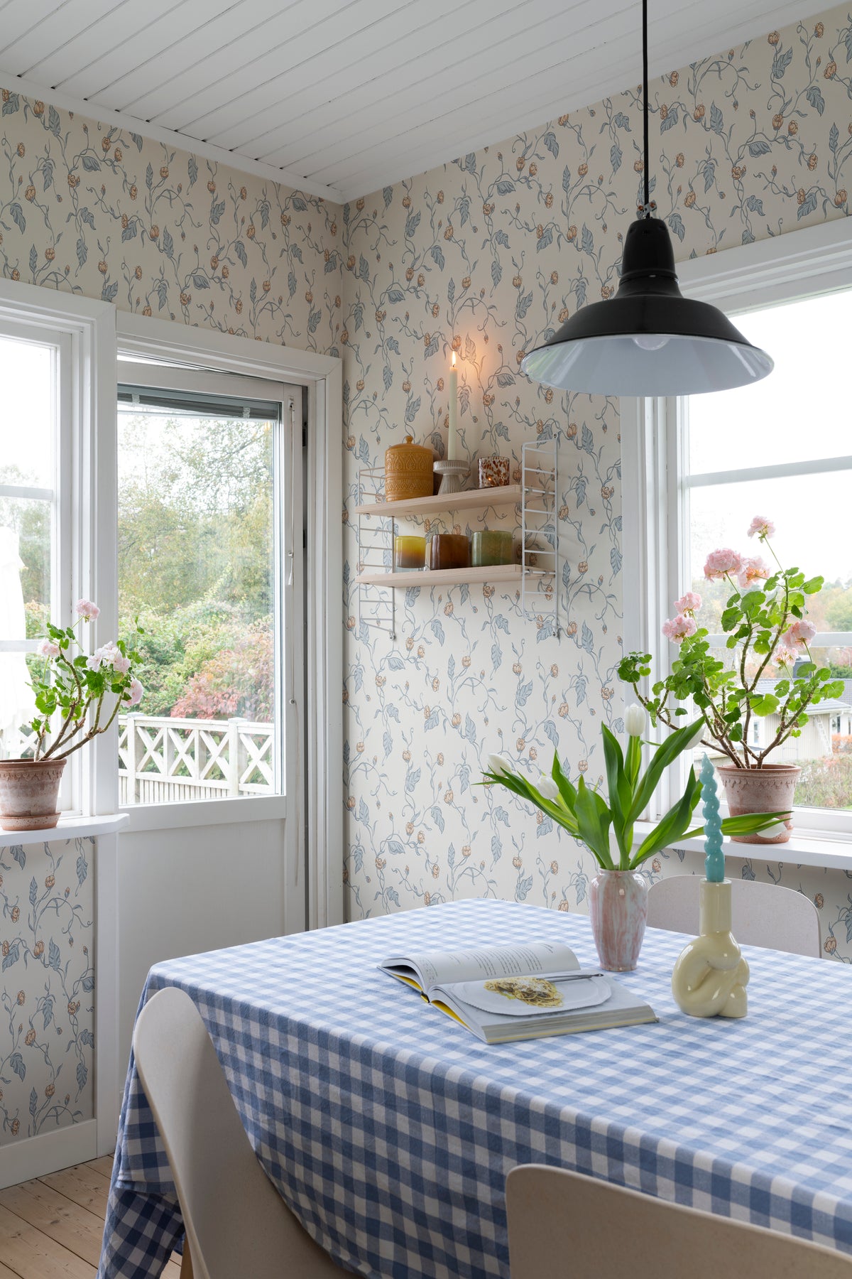 Sandberg Elmire Soft Blue S10148 – Raumansicht