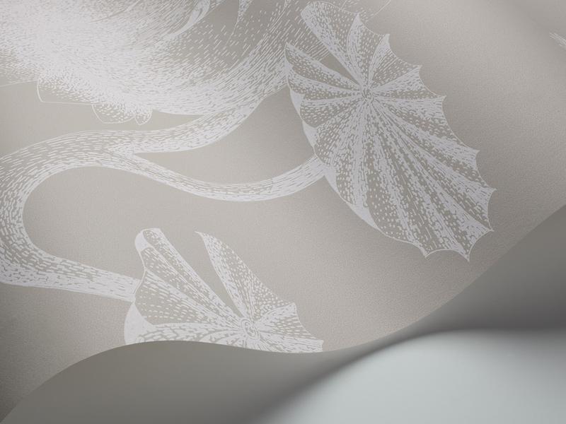 Cole and Son - Tapete Lily Wallpaper-Tapeten-Cole & Son-Chalk auf Taupe S69/3110-TOJU Interior