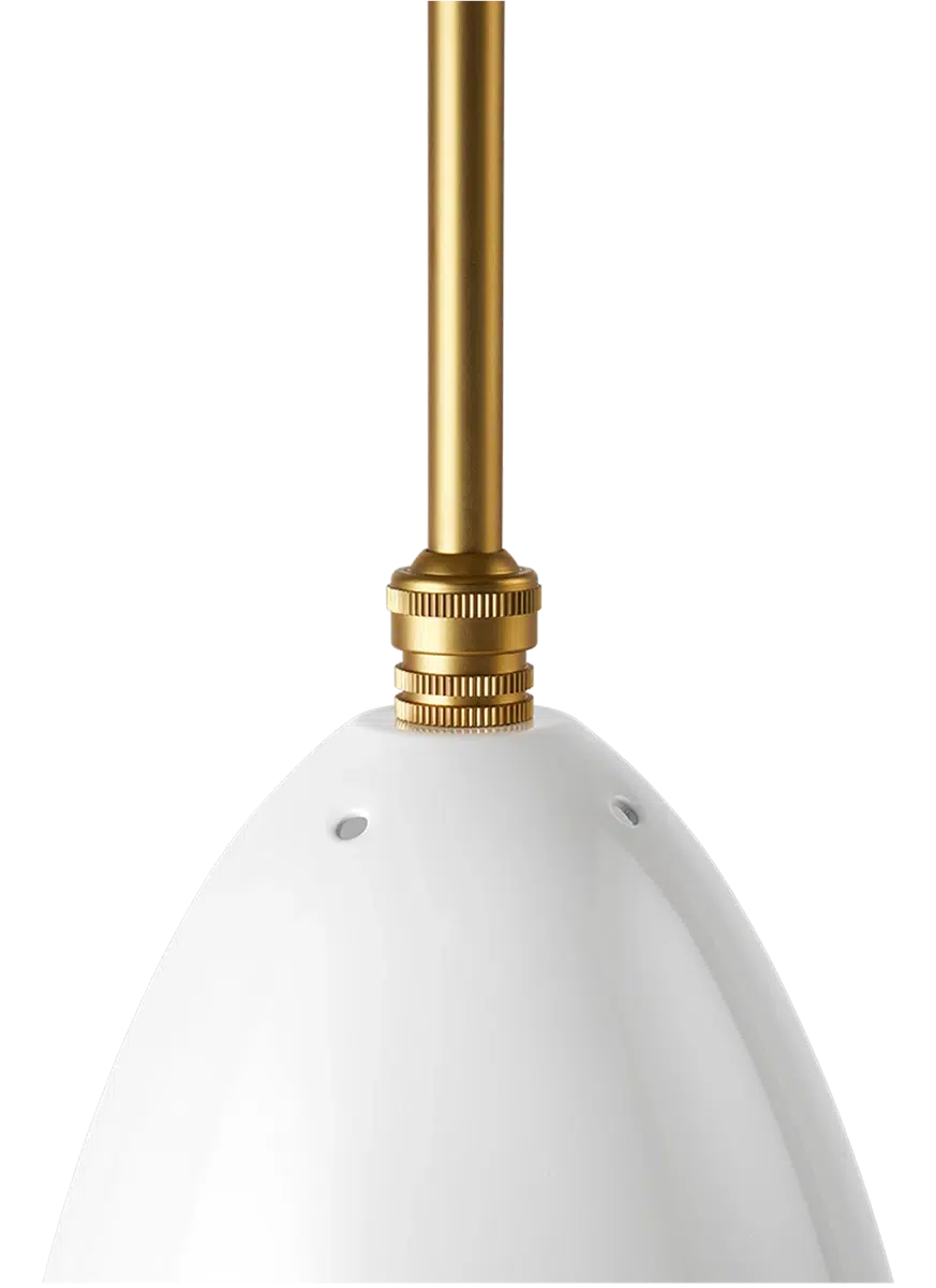 Gubi - Pendelleuchte Gräshoppa-Gubi-Kohlenschwarz/messing/pulverbeschichtet/Schirm-TOJU Interior