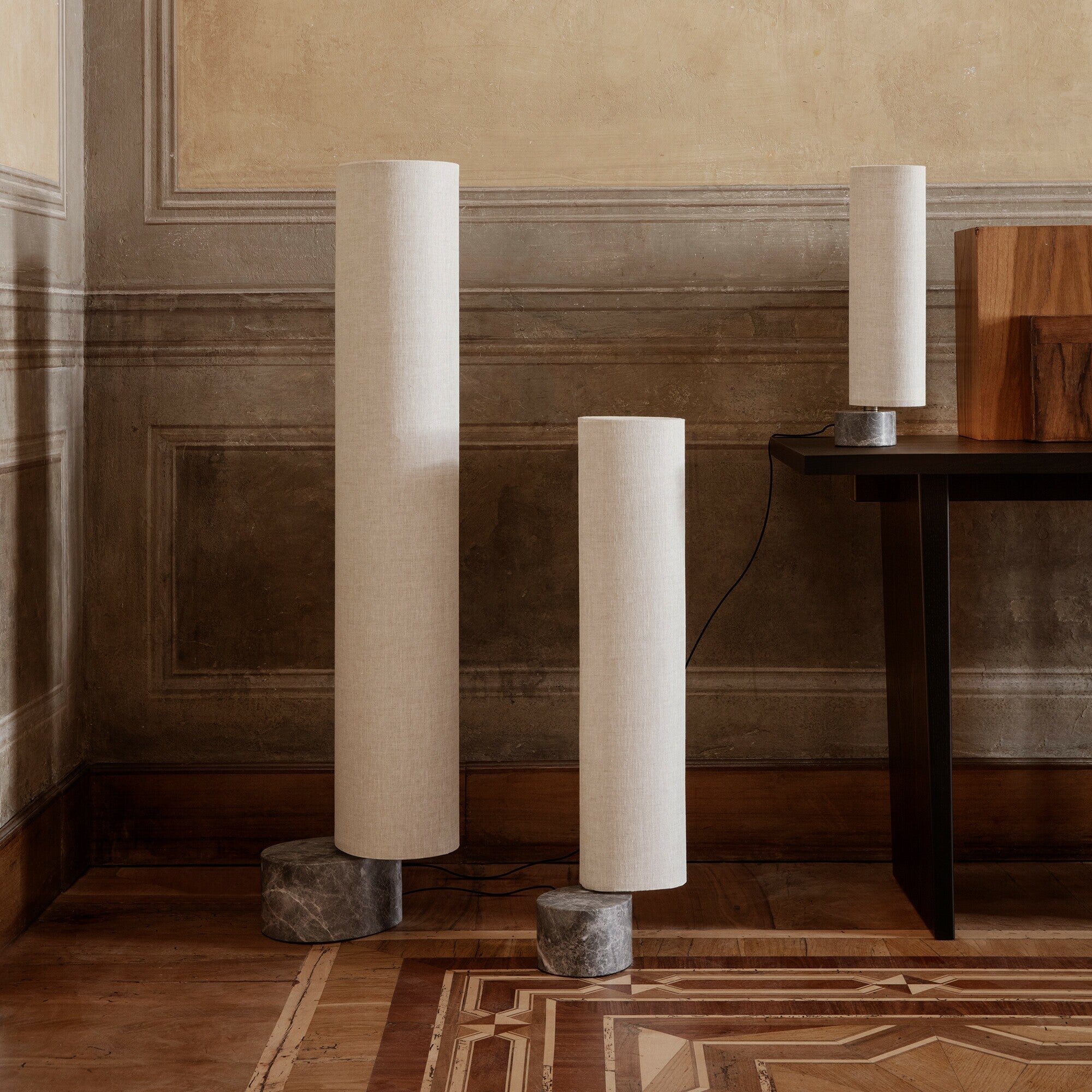 Gubi - Unbound LED Stehleuchte H 80cm-Gubi-Leinen weiß/Schirm-TOJU Interior