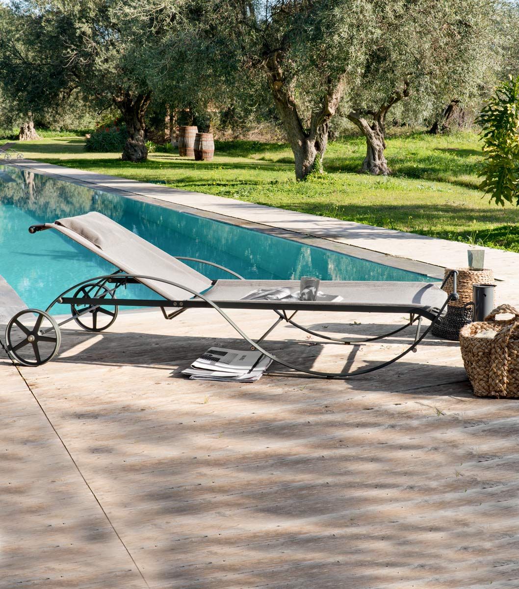 Unopiu - Gartenliege Aurora grafitgrau mit Bespannung brown-Gartenliege-Unopiu-TOJU Interior