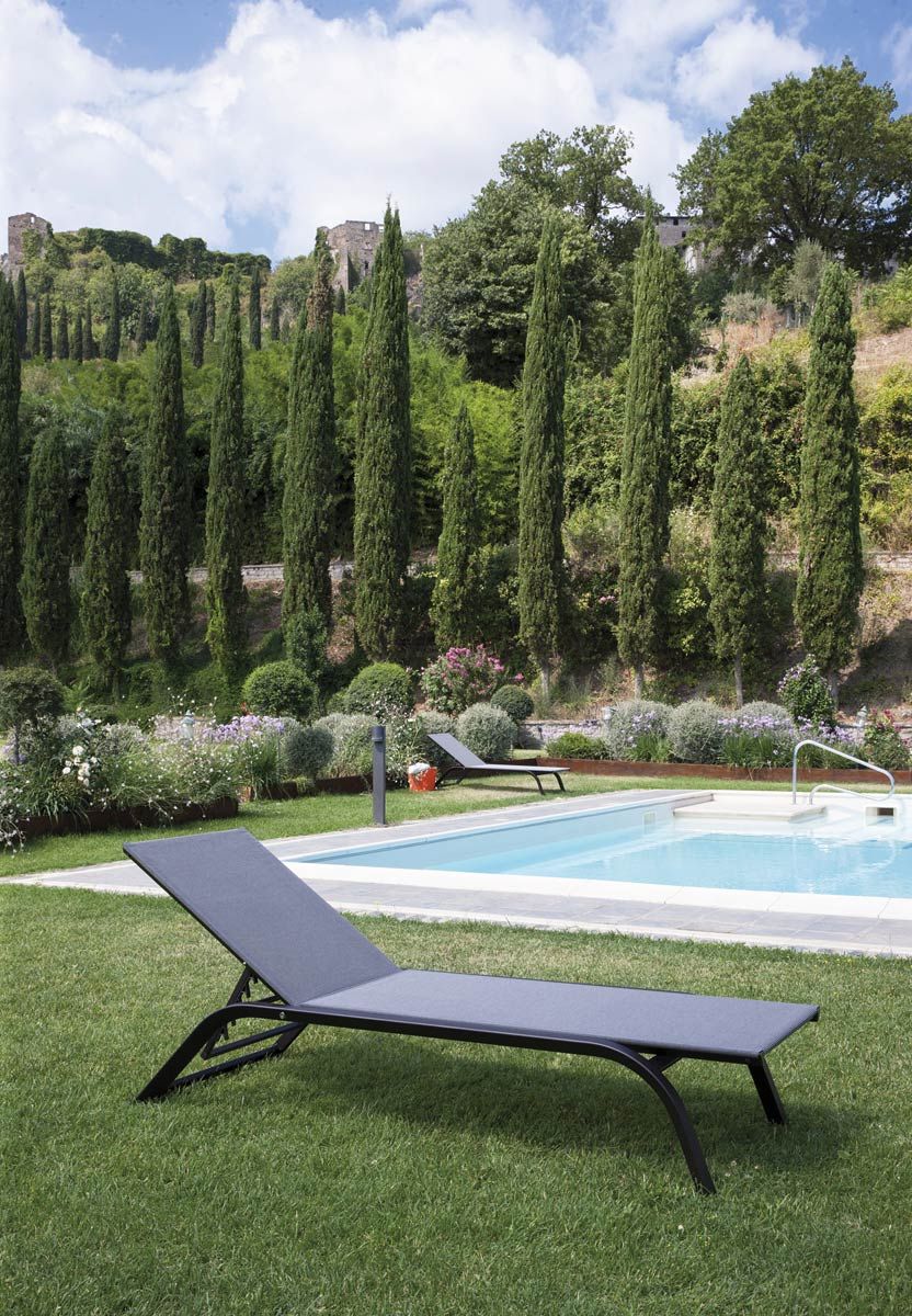 Unopiu - Gartenliege Panarea aus Aluminium-Gartenliege-Unopiu-Bronze-TOJU Interior