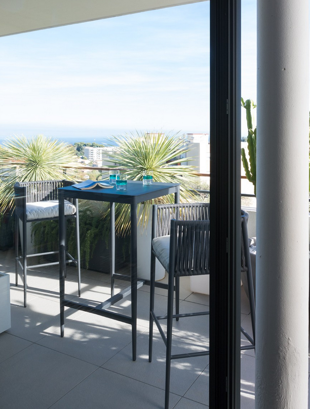 Unopiu - Tisch hoch quadratisch Luce-Tisch-Unopiu-TOJU Interior