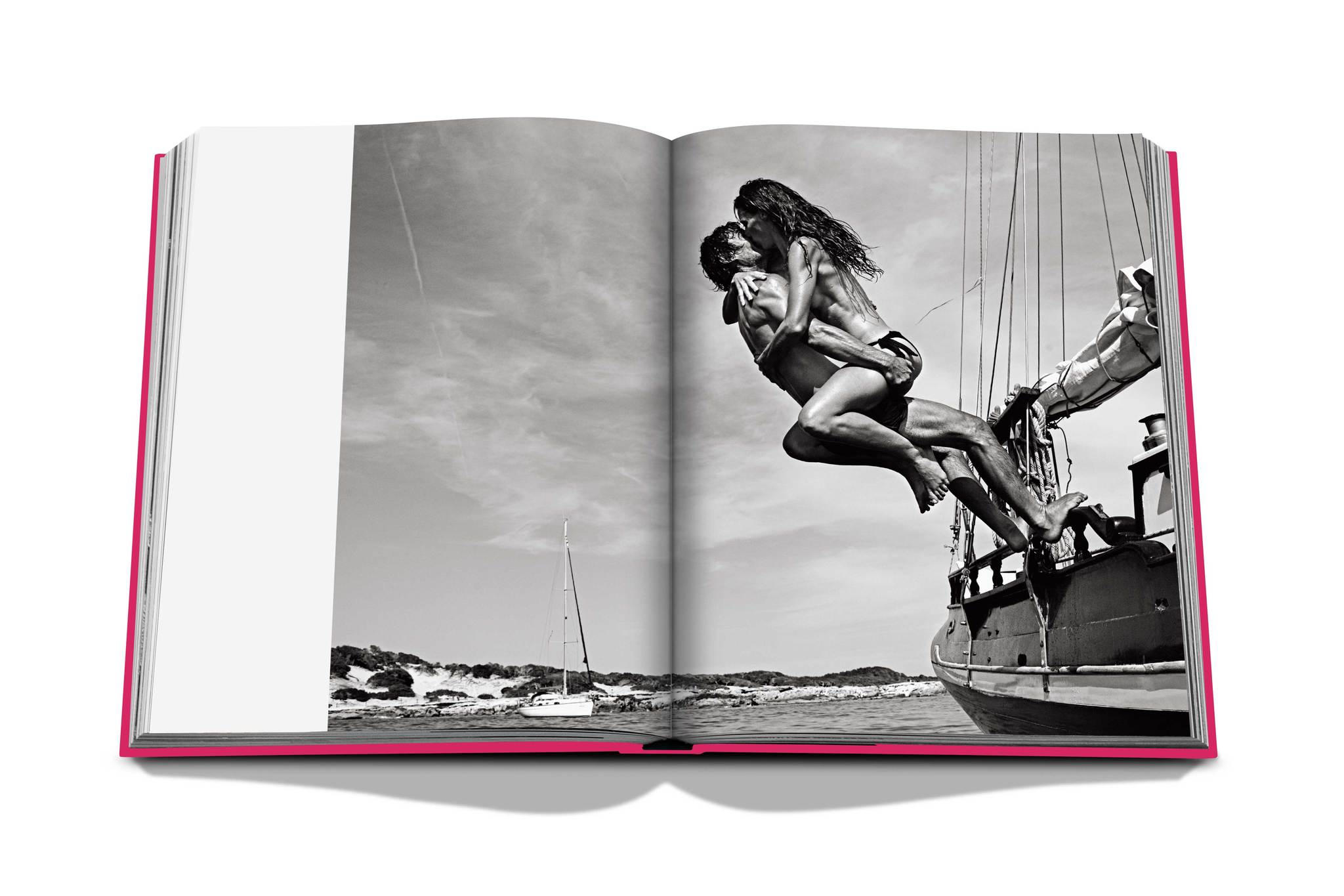 Assouline - Ibiza Bohemia - Coffee Table Book-Deko Bücher & Coffee Table Books-Assouline-TOJU Interior