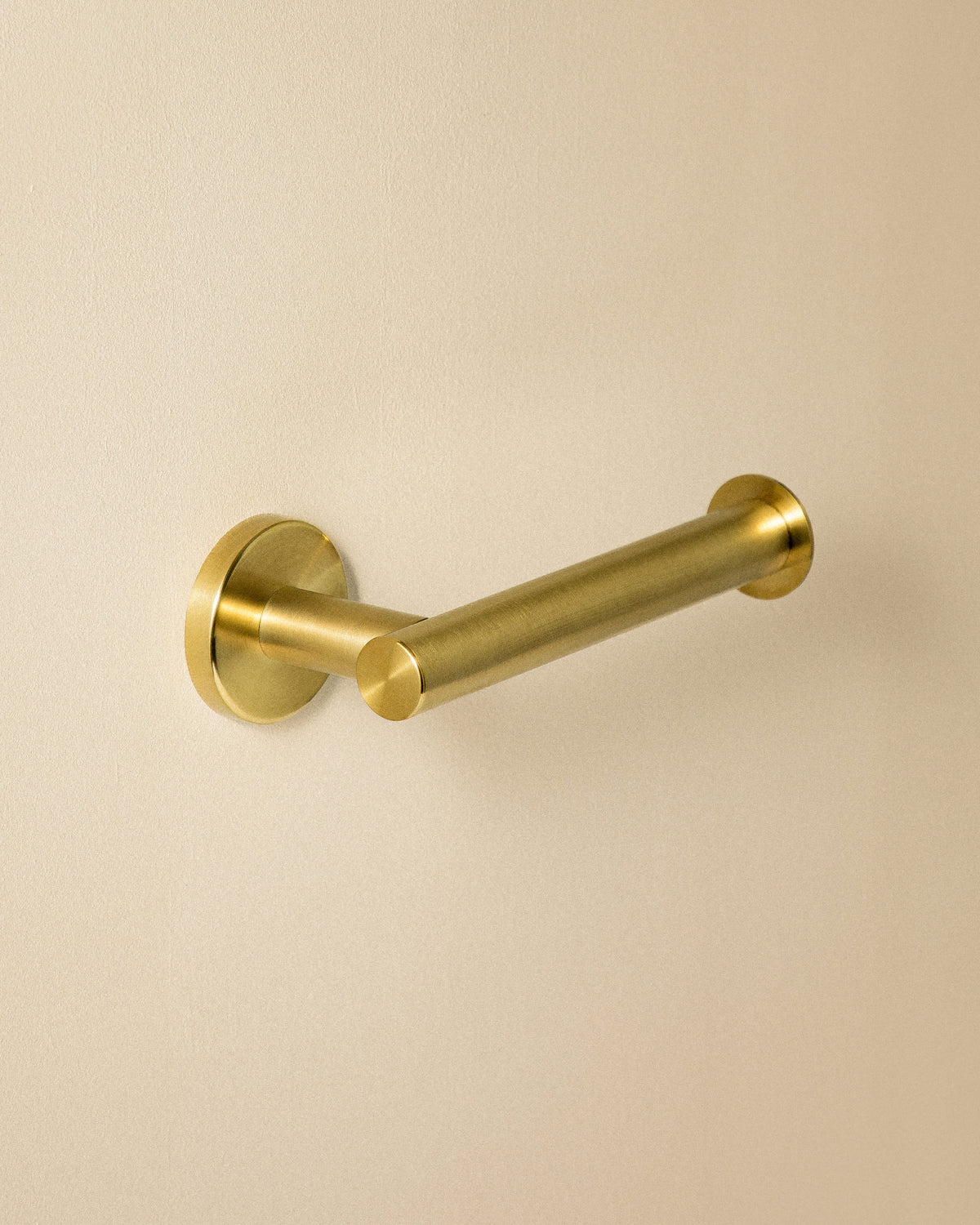 Cosmic Architect S+ Rollenhalter ohne Deckel – Gebürstetes Gold PVD