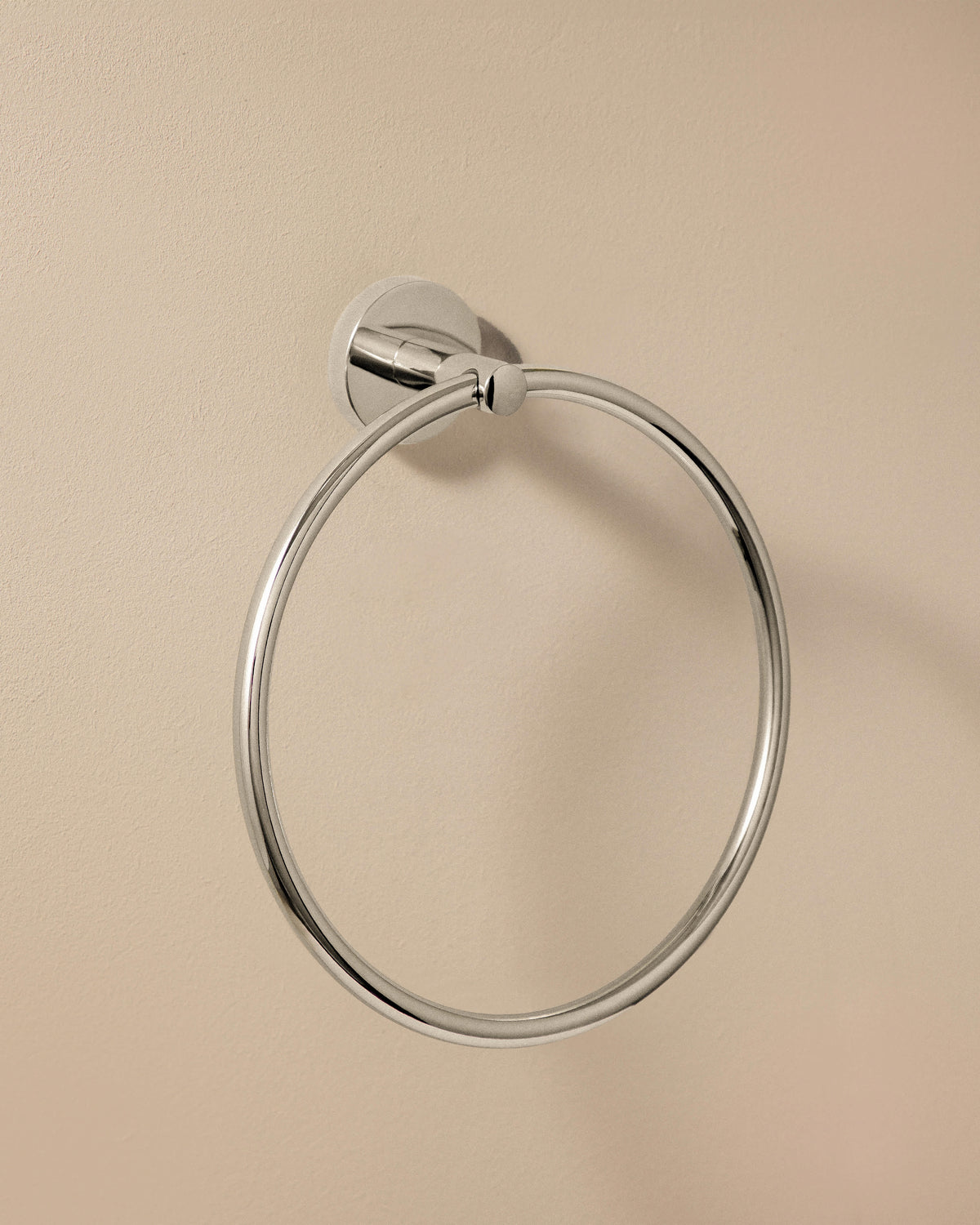 Cosmic Start Handtuchring – Chrom